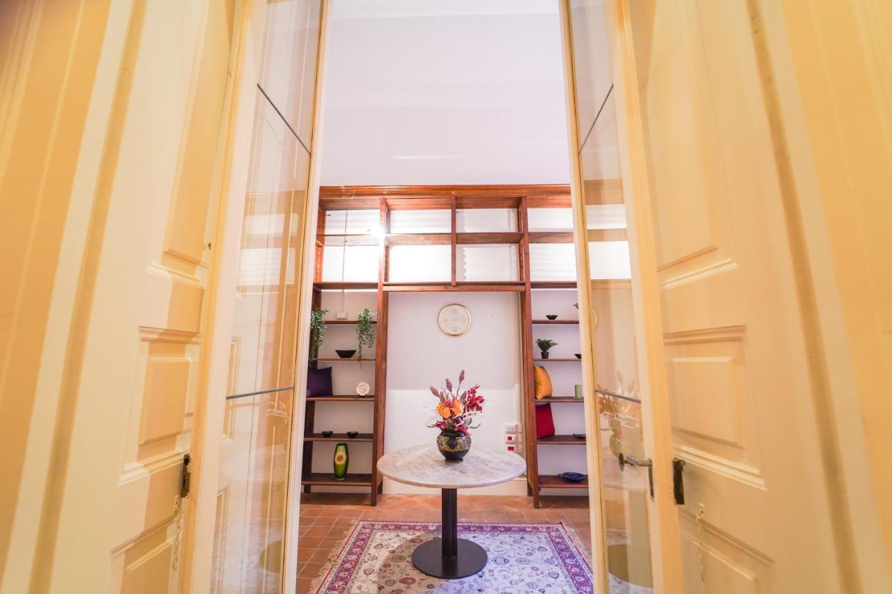 Casa Napoletana - Culture Apartment Napoli Exterior foto